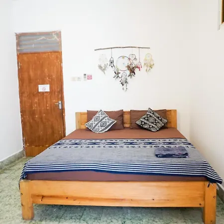 Good Karma Yogyakarta Hostel Exterior photo